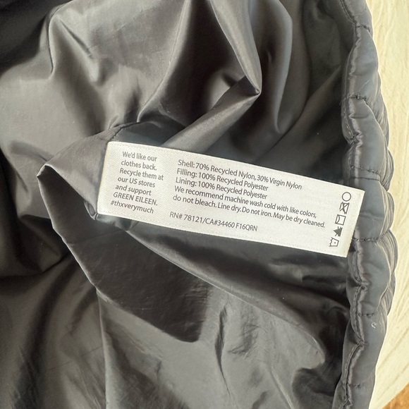 Eileen Fisher Black Recycled Nylon Blend Quilted Stand Collar Jacket Coat M - Picture 7 of 8